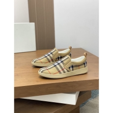 Burberry Low Shoes